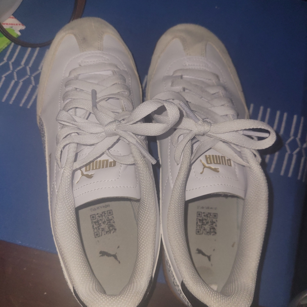 Puma White and Gold Sneakers
